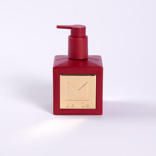 MANDA The Shampoo