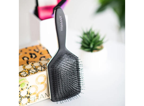 Framar Børste Black to the Future Paddle Brush 